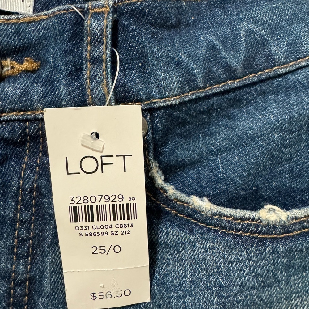 LOFT The Skinny Bermuda Short Denim High Rise Womens 25/0 nwt - Picture 3 of 5